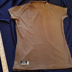 🍊NWOT Under Armour Tactical round neck tee L